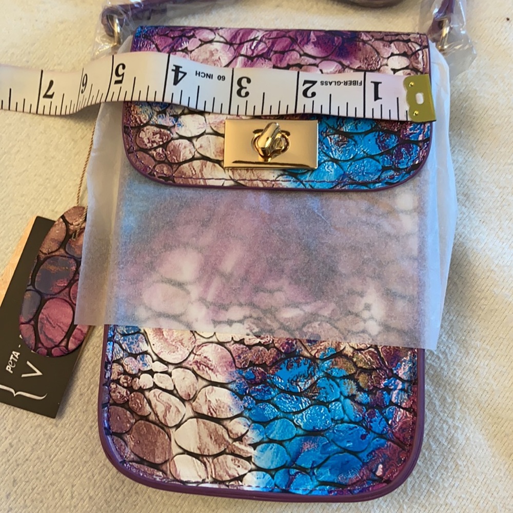 Bag - Picture 2 of 9